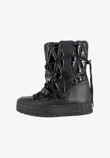 Зимние ботинки