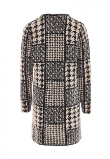 Длинный жилет