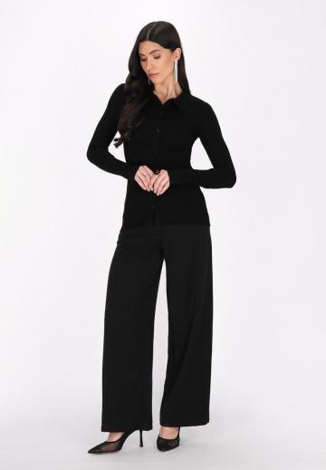 Вязаный жилет