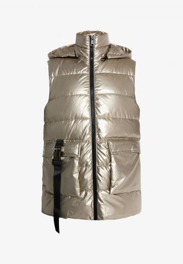 Длинный жилет