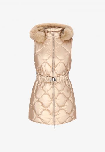 Длинный жилет