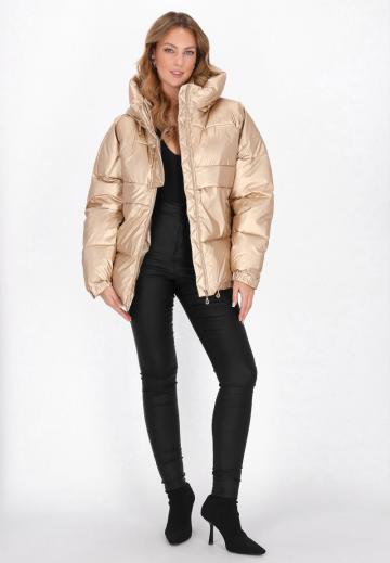 Зимняя куртка