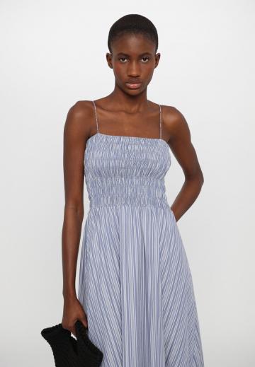 Пляжное платье