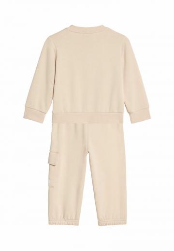 Набор одежды