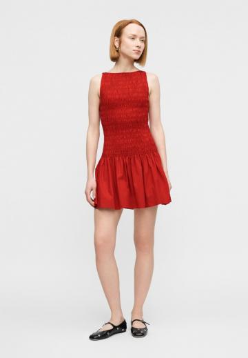 Короткое платье