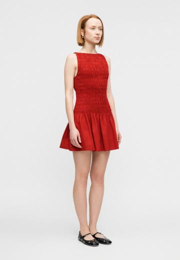 Короткое платье