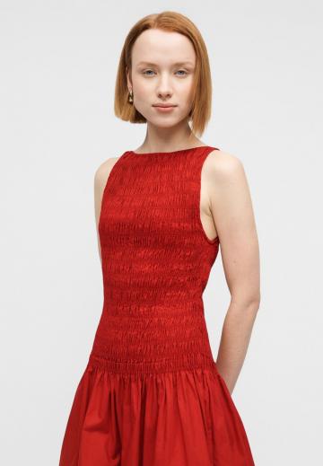 Короткое платье