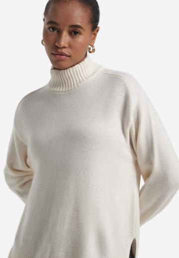 Длинный пуловер