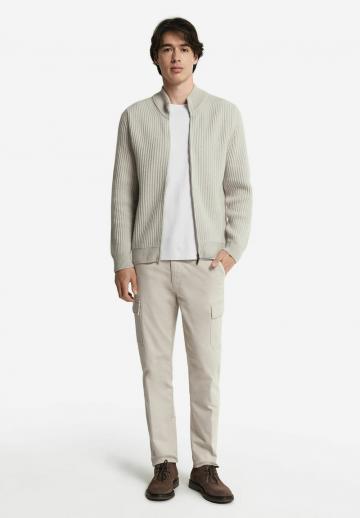 Вязаная кофта