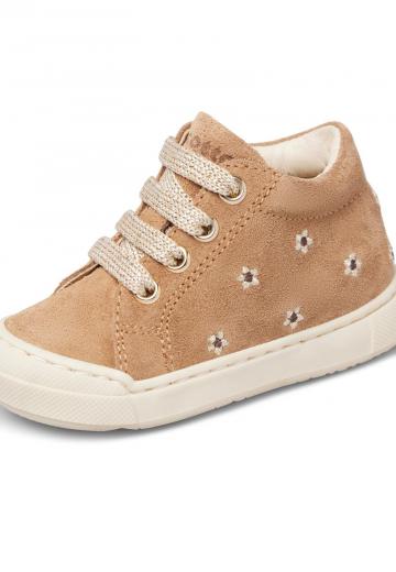 Детская обувь