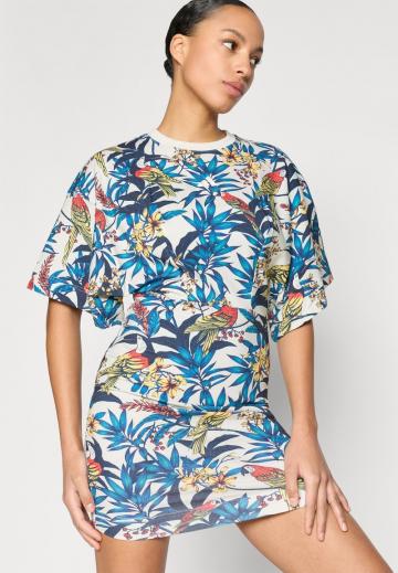 Короткое платье