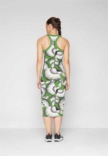 Спортивное платье