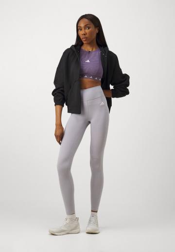 Спортивная толстовка