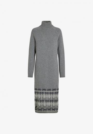 Вязаное платье