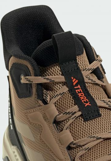 Походные ботинки