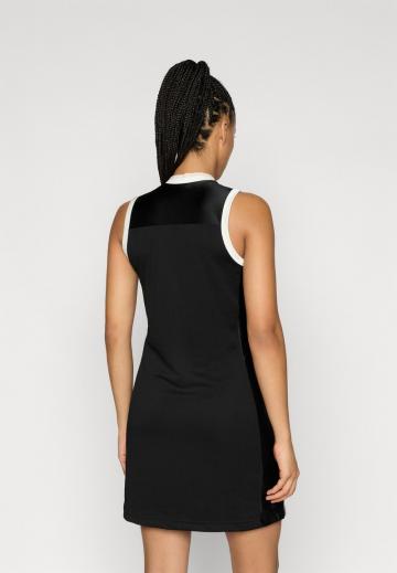 Спортивное платье