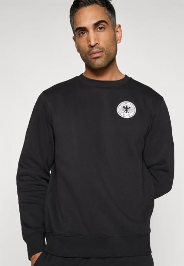 Спортивная кофта