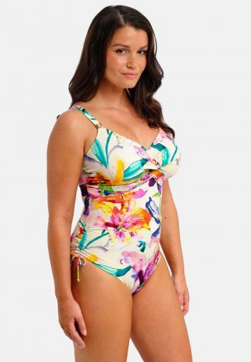 Слитный купальник