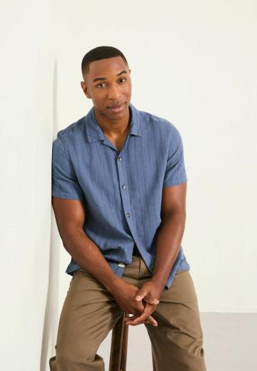 Рубашка с коротким рукавом