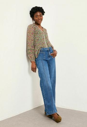 Свободные джинсы