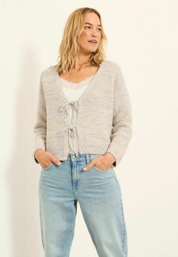 Вязаная кофта