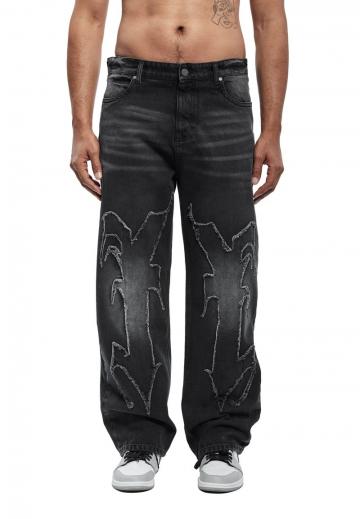 Прямые джинсы