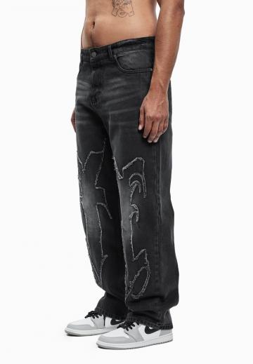 Прямые джинсы