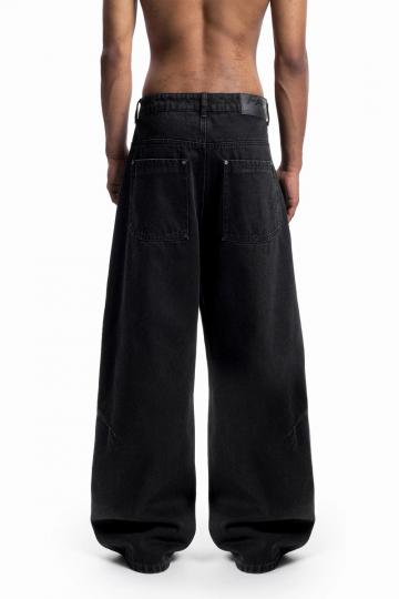 Свободные джинсы