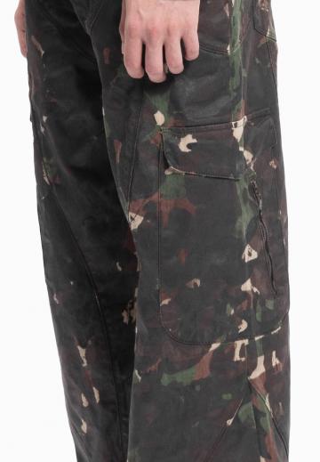 Брюки с накладными карманами