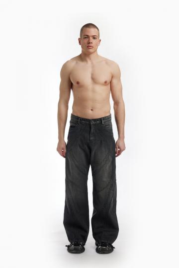 Клешеные джинсы