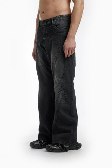 Клешеные джинсы