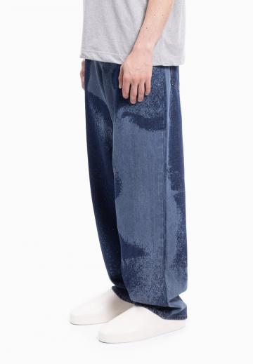 Прямые джинсы