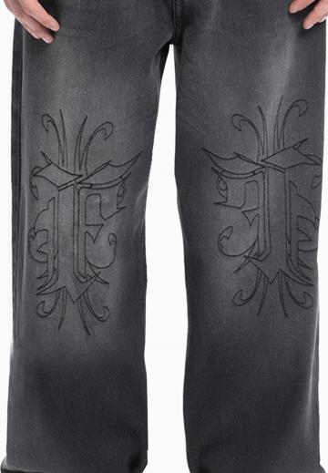 Прямые джинсы