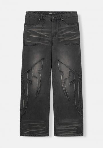 Прямые джинсы