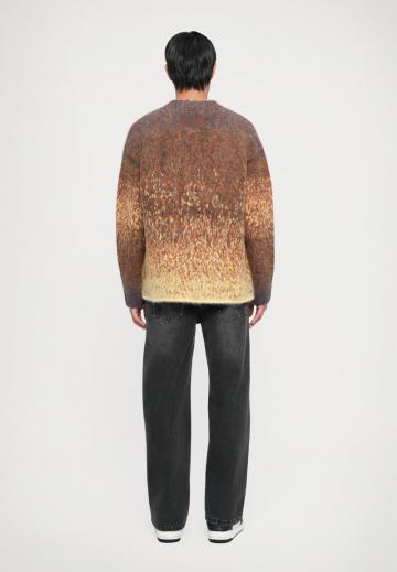 Вязаная кофта