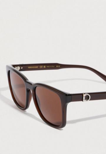 Солнечные очки