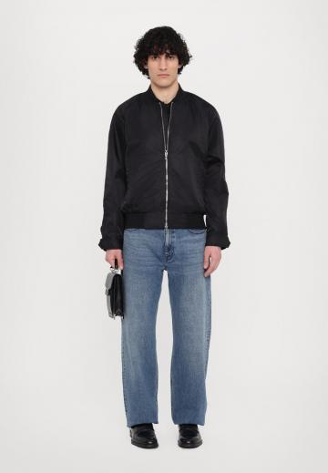 Куртка бомбер