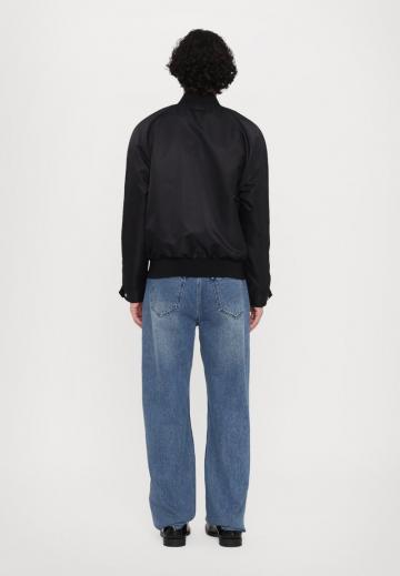 Куртка бомбер