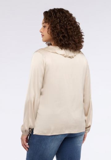 Атласная блузка