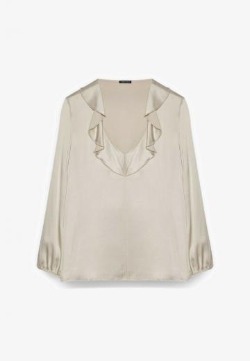 Атласная блузка