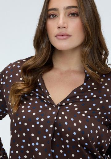 Атласная блузка