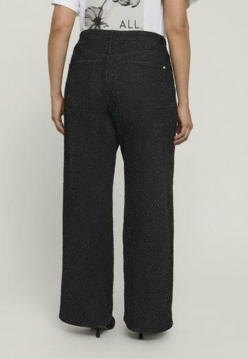 Свободные джинсы