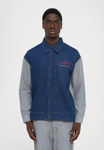 Джинсовая куртка