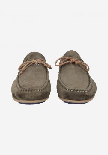 Ботинки на шнуровке