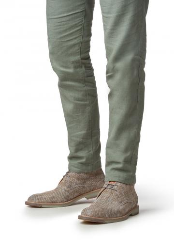 Ботинки на шнуровке