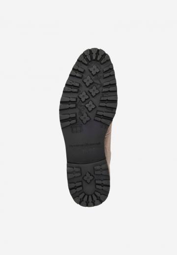 Ботинки на шнуровке