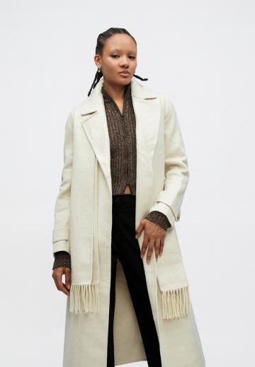 Шерстяное пальто