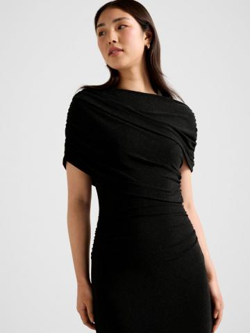 Платье футляр