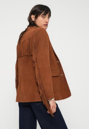 Короткие джинсы