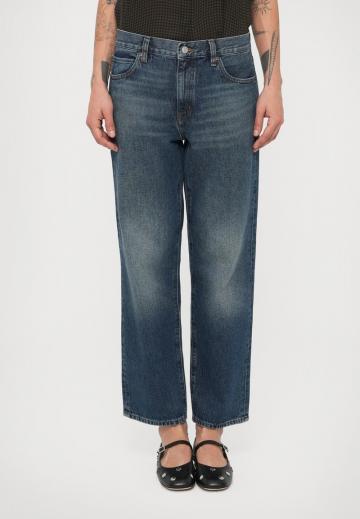Джинсы бойфренда